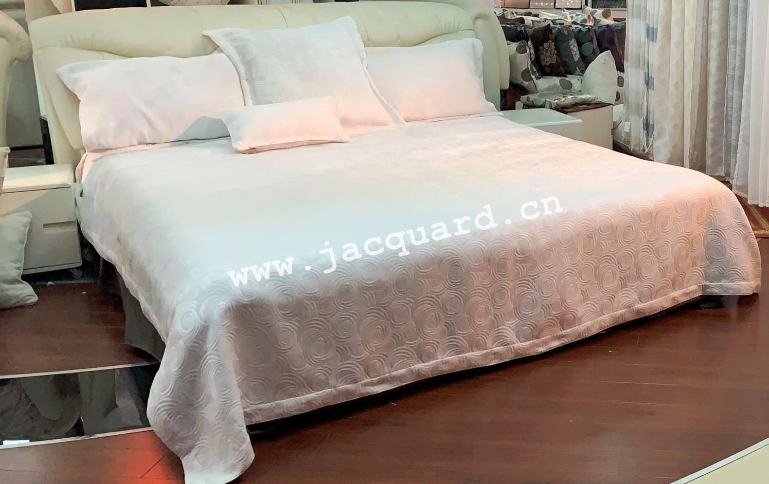 Jacquard Polyester Cotton Bed Cover Bed Spread Thickening Skidproof